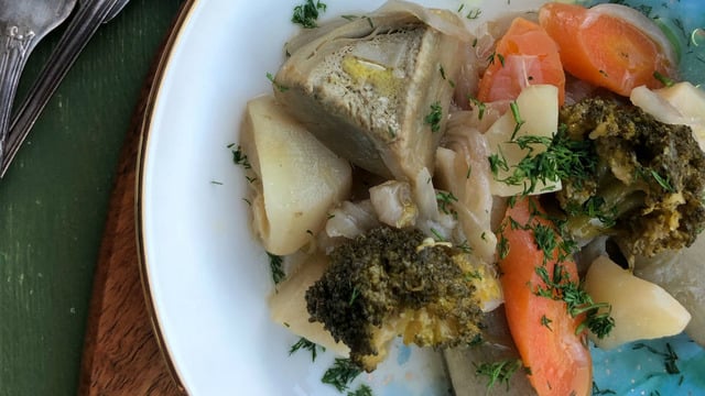 Sebzeler Göreve: Zeytinyağlı Bahar Türlüsü