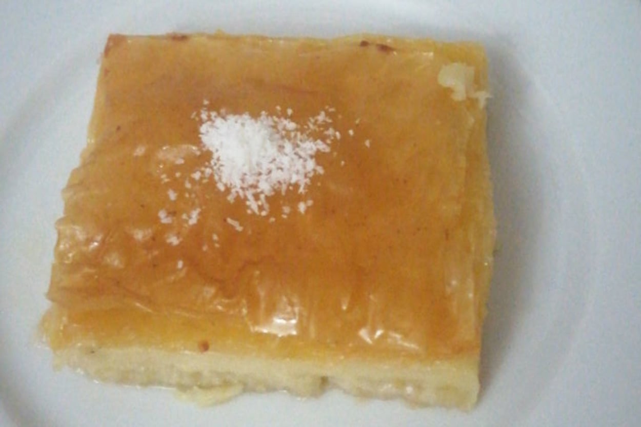 Baklavalık Yufkadan: Laz Böreği