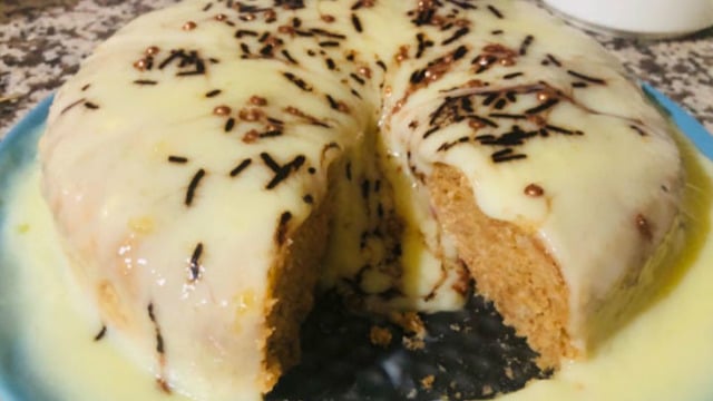 Üç Malzemeli: Bisküvili Pratik Pasta