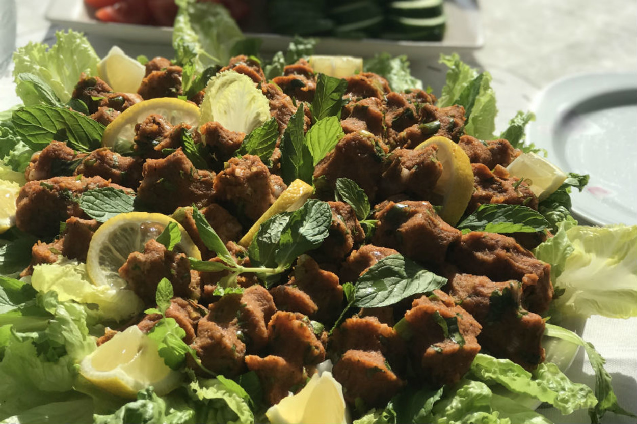 Kaç Tane Yersin: Mercimek Köftesi