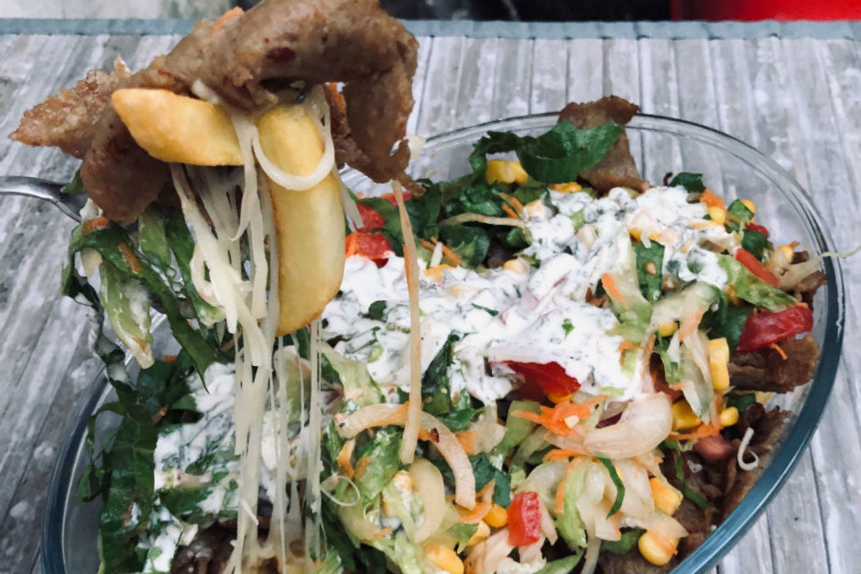 Kapsalon da Denir: Peynirli Döner