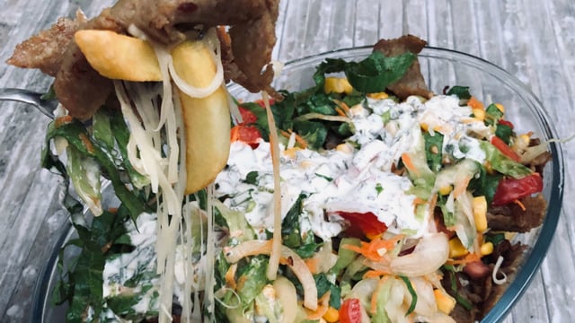 Kapsalon da Denir: Peynirli Döner