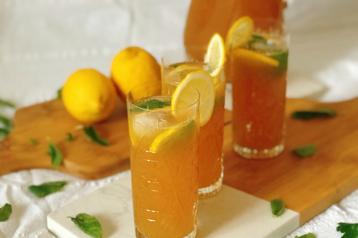 Yaz Sıcaklarına: Şekersiz Limonata