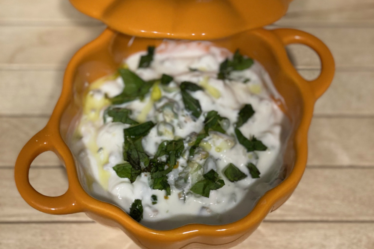Girit'ten Geliyor: Çağlalı Tzatziki