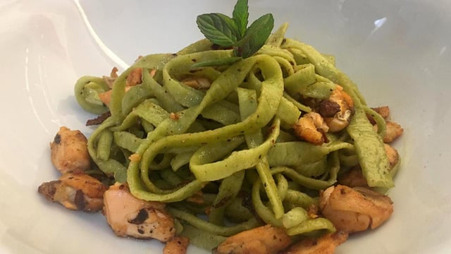 Ispanak Suyuyla Makarna: Taglierini