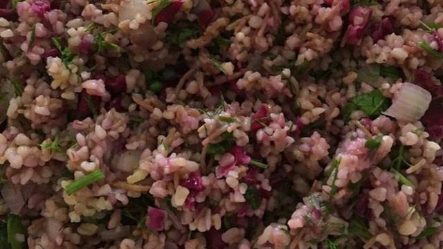 Bir de Böyle Deneyin: Kırmızı Lahanalı Kısır