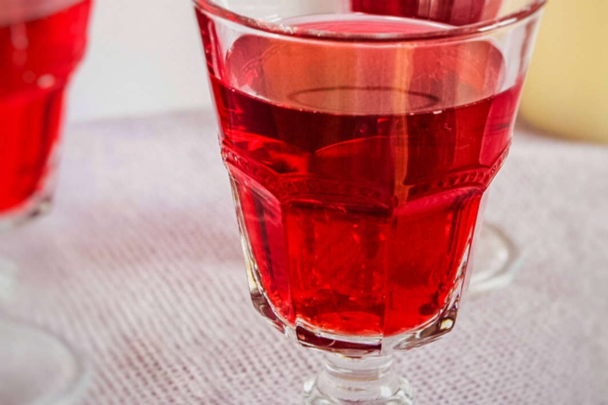 Dışarıdan Almaya Son: Hibiskus Şerbeti