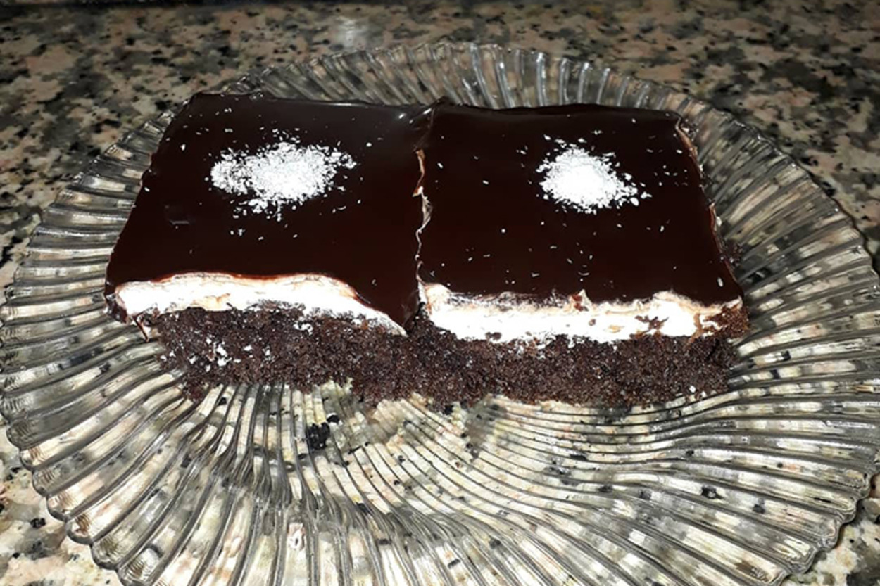 Sıkça Yapacağınız: Ağlayan Kek