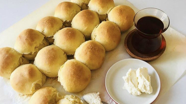 Yumuşacık Ekmek Topları: Roll Ekmek