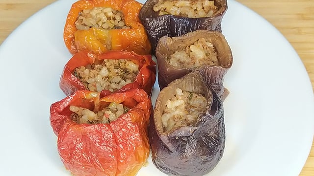 Antep Usulü: Kuru Patlıcan ve Biber Dolması