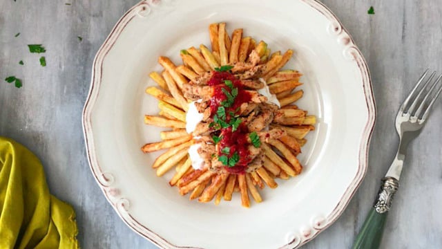 Ekonomik ve Doyurucu: Tavuklu Çökertme Kebabı