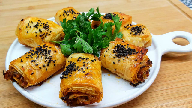 Çay Saatinin Gözdesi: Kolay Pırasalı Börek