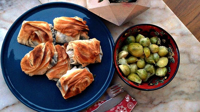 Vegan Lezzet: Ispanaklı Midye Börek