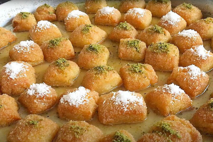 Lokmalık İrmik Tatlısı Tarifi