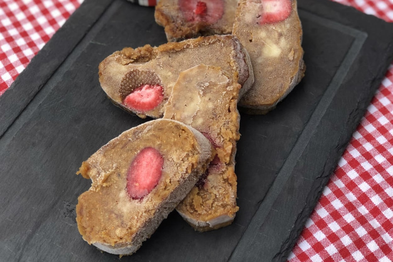 Dondurma Lezzetinde: Unsuz Şekersiz Pasta