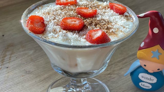 Sadece 4 Malzemeli: Salepli Kolay Muhallebi