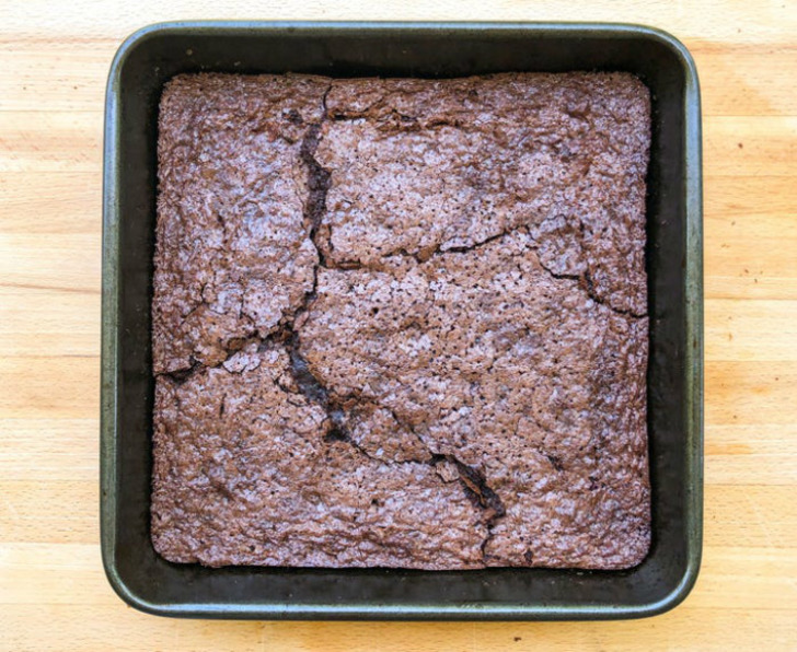 https://www.insider.com/homemade-chocolate-brownies-common-baking-mistakes-photos#using-too-much-flour-expectedly-made-for-thicker-brownies-1 | insider