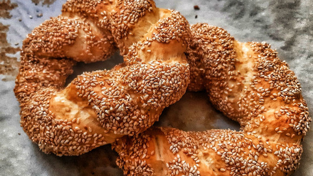 Pastane Simidini Aratmaz: Tereyağlı Simit