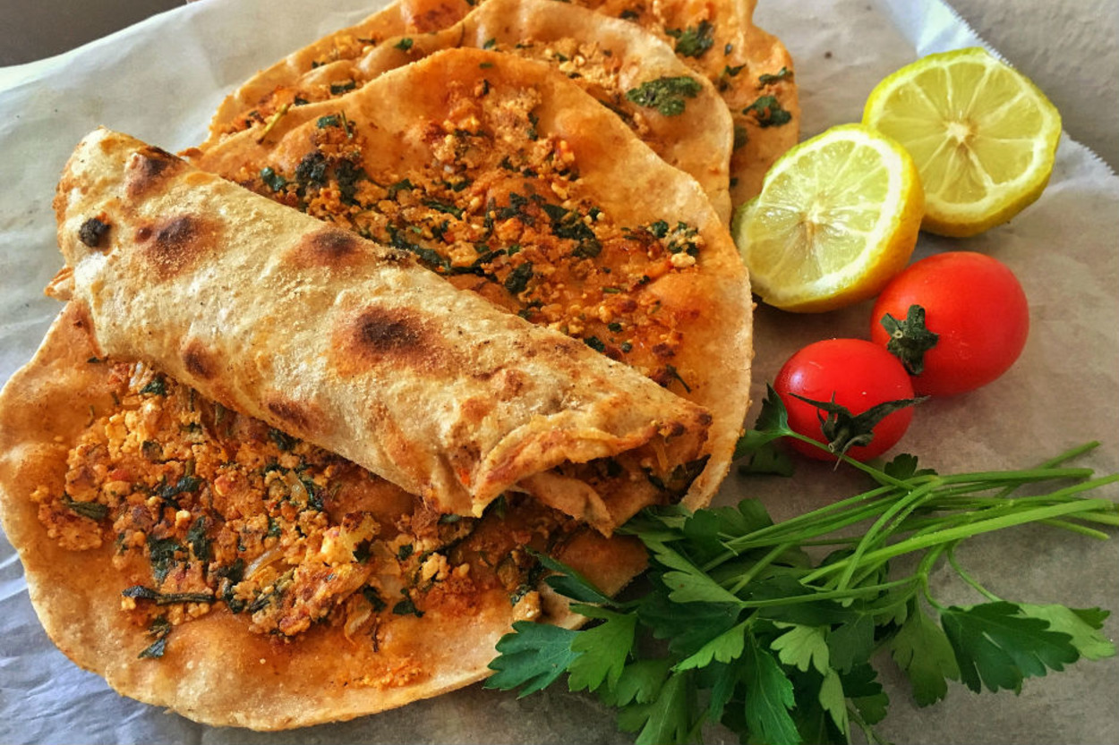Tam Buğday Unundan, Tavada: Peynirli Lahmacun