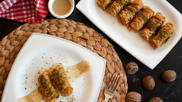 Midede Bayram Havası: Tahinli Baklava