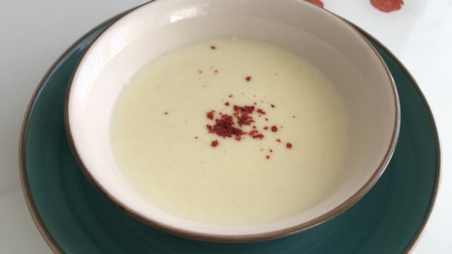 Sıcacık Sofralara: Sütlü Kabak Çorbası