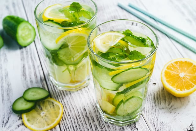 limonlu-naneli-su-nasil-yapilir-1