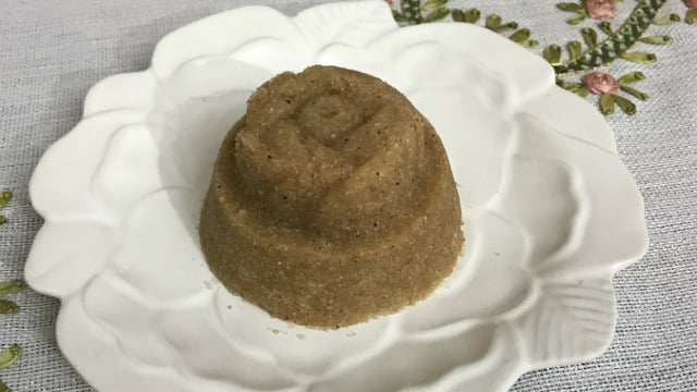 Hızlı ve Enfes: Şipşak İrmik Helvası