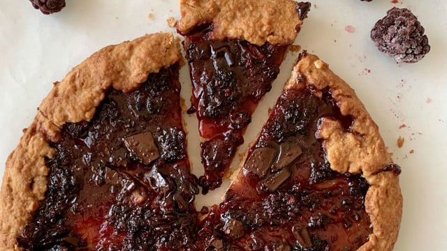 Ekşiyle Tatlı Bir Arada: Böğürtlenli Diyet Galette