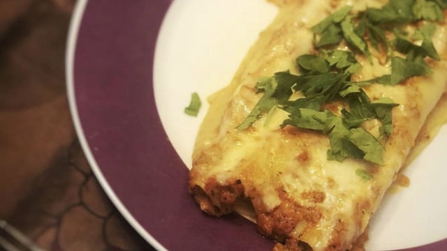 Beşamele Gerek Yok: Domates Soslu Rulo Lazanya