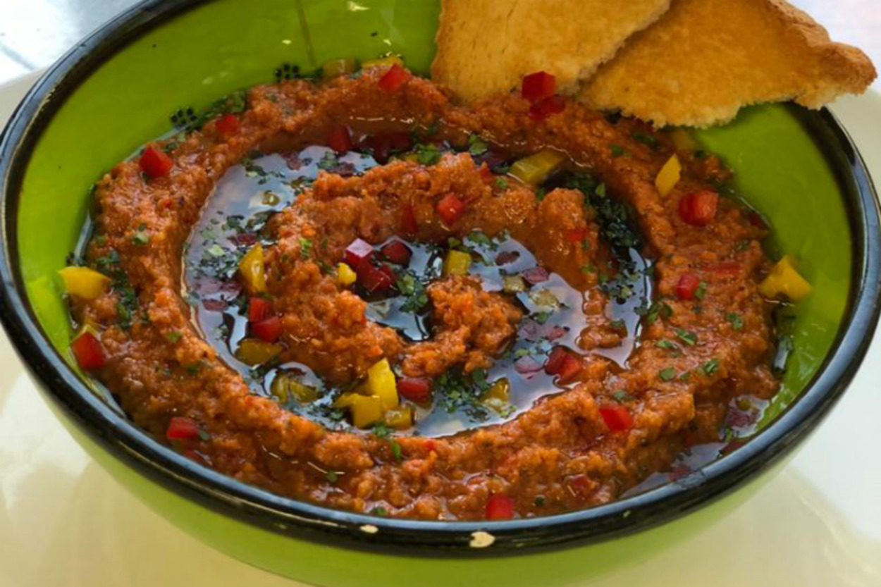 Kahvaltıların Vazgeçilmezi: Pratik Muhammara
