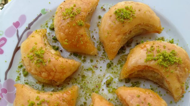 Çıtır Lezzet: Ay Baklavası