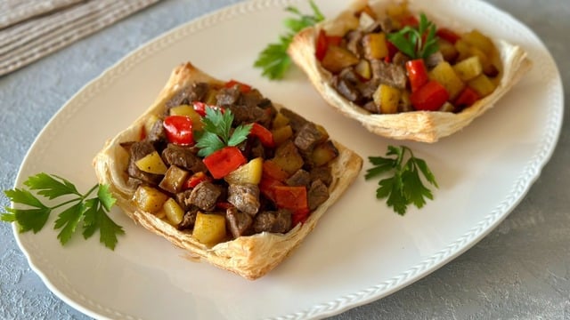 Sofralara Şıklık Geldi: Çanak Kebabı
