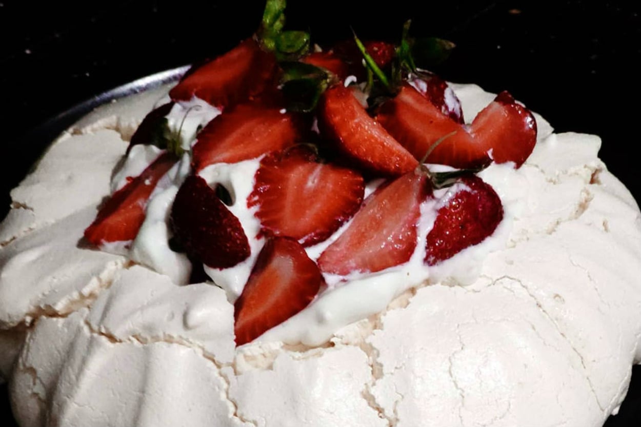 Zerafetiyle Büyüleyecek: Pavlova