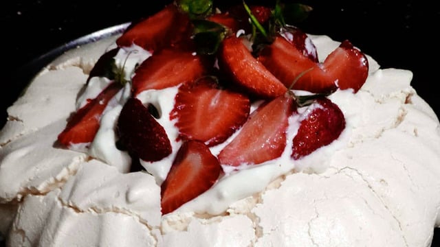 Zerafetiyle Büyüleyecek: Pavlova