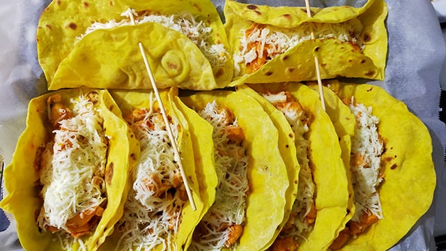Nefis ve Ekonomik: Zerdeçallı Tavuklu Taco