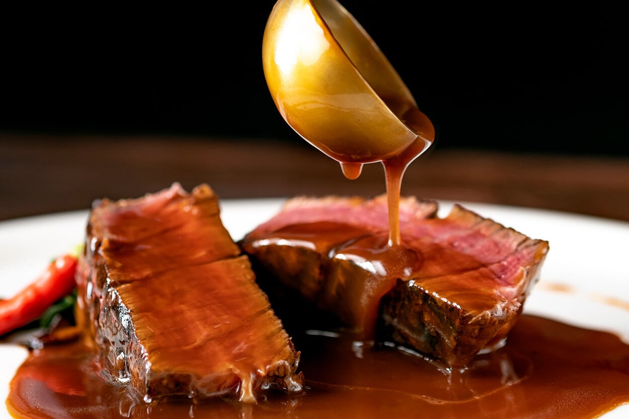 Yemeklere Lezzet Versin: Demi Glace Sos Nasıl Yapılır?