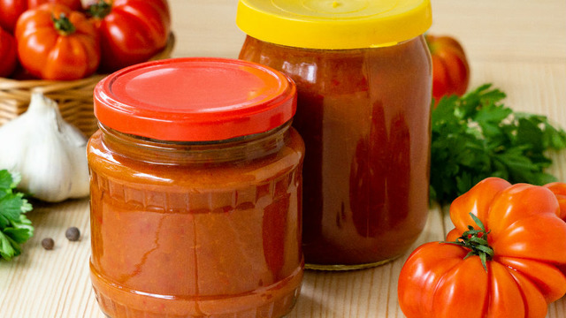 Her Eve Lazım Tarif: Kışlık Menemen Konservesi Nasıl Yapılır?