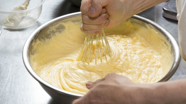 Bir Açıklık Getirelim: Kek Harcı Dolapta Bekletilir mi?