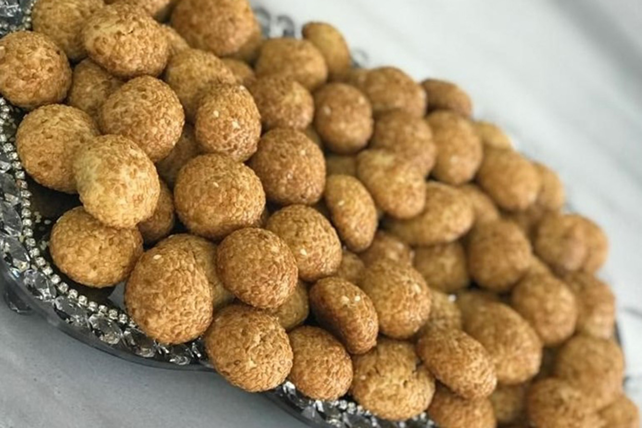 Enfes İkramlık: Susamlı Paris Kurabiyesi