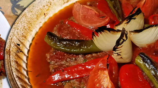 Pratik ve Lezzetli: Evde Tepsi Kebabı