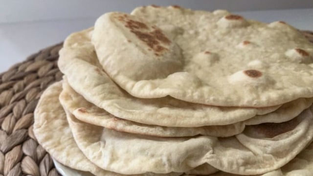 Hint Mutfağından: Naan Ekmeği