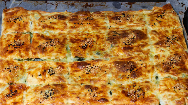 Kurumadan Pişmeleri İçin: Börek Sosu Nasıl Yapılır?