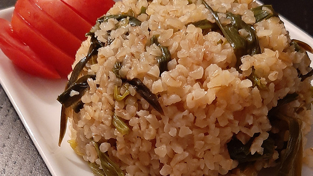 Denemeyen Bilmez: Çiriş Otlu Bulgur Pilavı