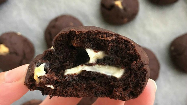 Çikolata Lezzetini Her Lokmasında Doyasıya Hissedeceğiniz Sizden Gelen 10 Değişik Kurabiye