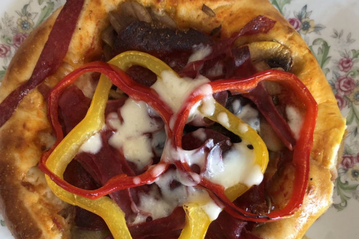 Çabucak Hazır: Ev Yapımı Kolay Pizza