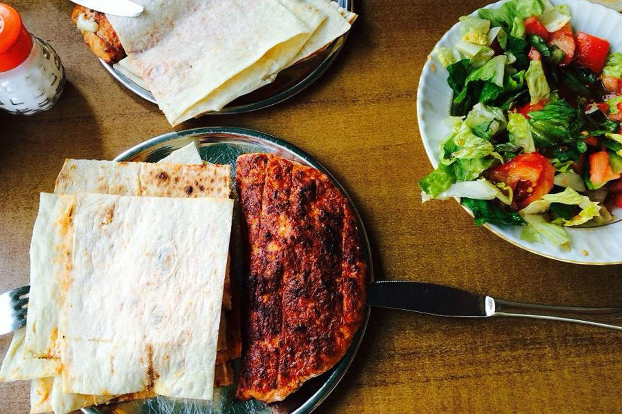 Mersin'e Gitmek İçin Bir Sebep Daha: Meşhur Peynirli Şato Kebabı