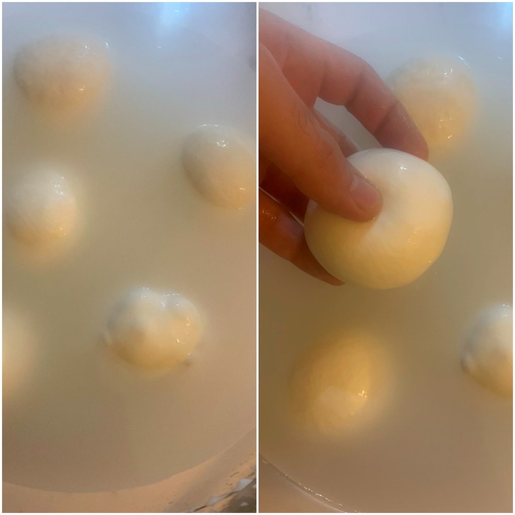 Adım Adım Anlatımı ve Püf Noktalarıyla: Evde Mozzarella Nasıl Yapılır?