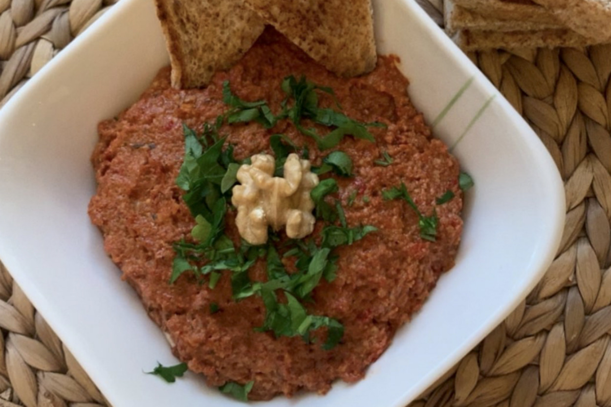 Her Sofraya Uyar: Muhammara