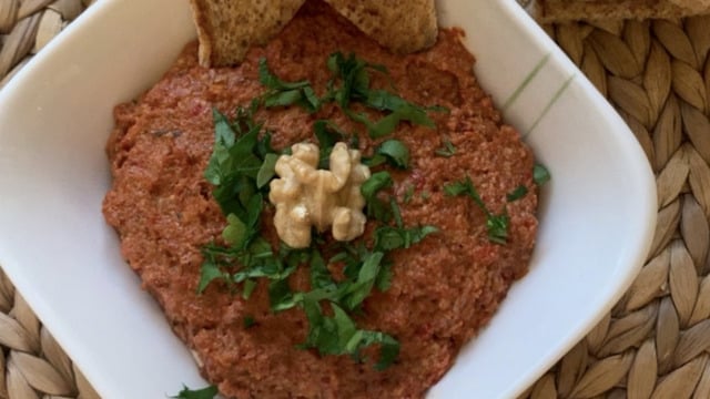 Her Sofraya Uyar: Muhammara