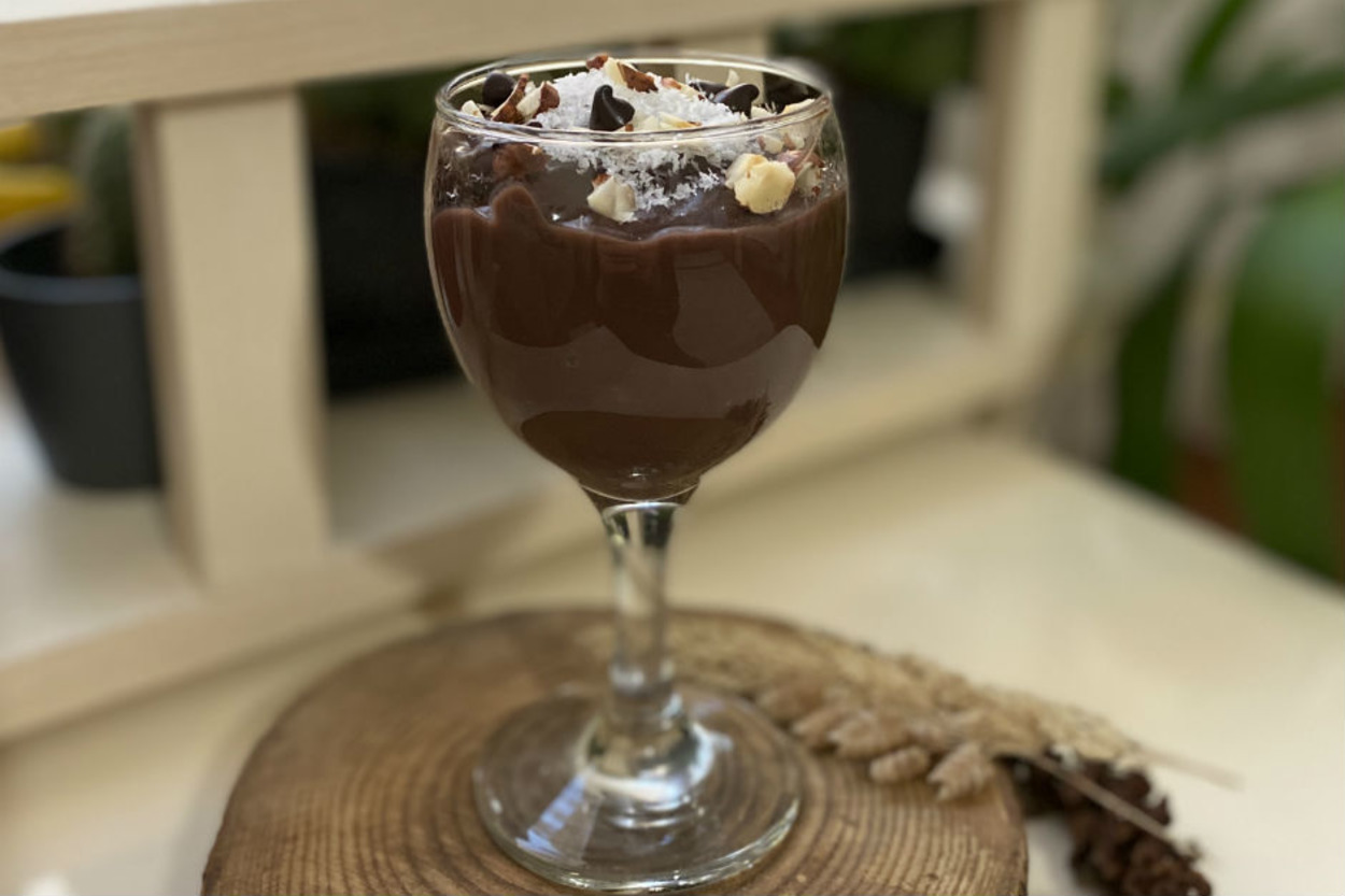En Pratik Tatlı: Kakaolu Puding